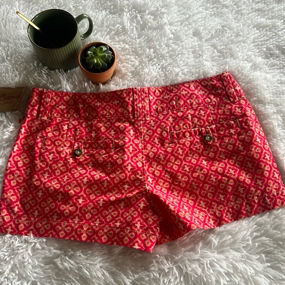 New! Red Camel patterned shorts - Picture 2 of 6